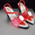 Business 3 image CAKES & TOPPERS BY SUZANNA Wedding Services in Castleford We