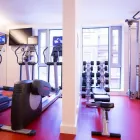 Business 1 image DOUBLETREE BY HILTON HOTEL LONDON - TOWER OF LONDON Travel & Tourism in London Gr