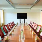 Business 13 image HEATHROW/WINDSOR MARRIOTT HOTEL Travel & Tourism in Slough Be