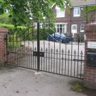 Business 8 image RUNFOLD P.O Post Offices in Luton Be