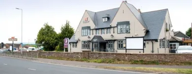 Business 17 image COUNTESS WEAR BEEFEATER Steakhouses in Exeter De