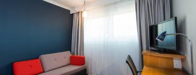 Business 2 image HOLIDAY INN EXPRESS NEWPORT, AN IHG HOTEL Travel & Tourism in Newport Gw