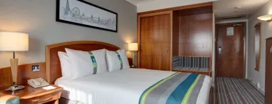 Business 6 image HOLIDAY INN LONDON - HEATHROW T5, AN IHG HOTEL Wedding Venues in Slough Be
