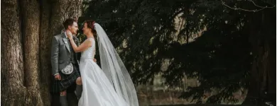 Business 10 image IRIS ART PHOTOGRAPHY Wedding Supplies in Edinburgh Edh