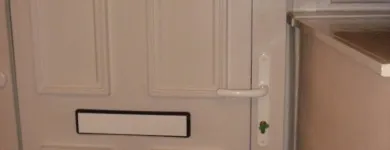 Business 7 image LOCK-ON SECURITY Shopping & Retail in PORTSMOUTH Ha