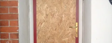 Business 8 image LOCK-ON SECURITY Shopping & Retail in PORTSMOUTH Ha