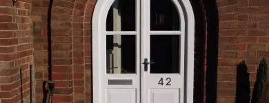 Business 3 image LYNTHORPE WOODWORKS Wooden Windows in Sheffield So