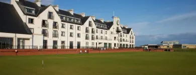 Business 58 image VAN DER VACATIONS Youth Organisations, Centres & Clubs in Luton Be