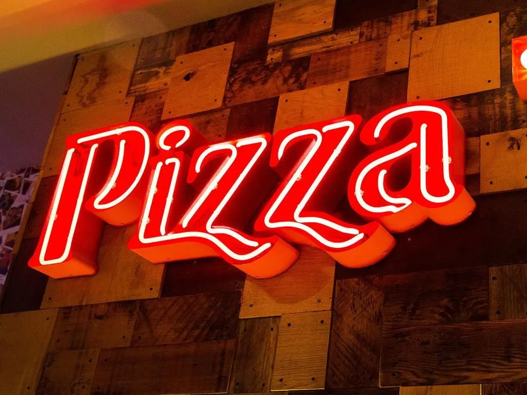 Business 4 image PIZZA HUT RESTAURANTS