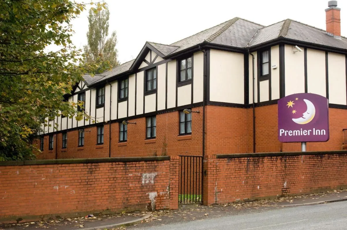 Business 3 image PREMIER INN MANCHESTER SWINTON HOTEL