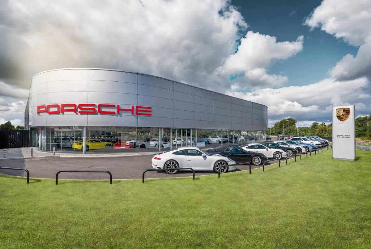 Business 3 image PORSCHE CENTRE WOLVERHAMPTON