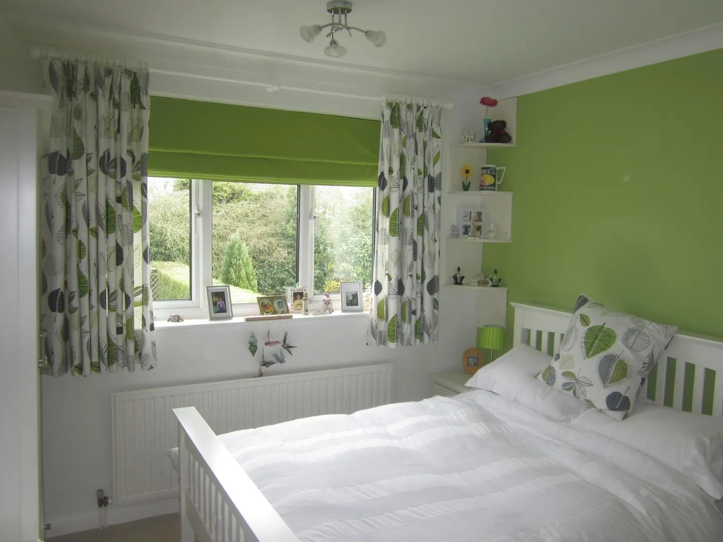 Business 9 image THOMPSON LES & CO LTD