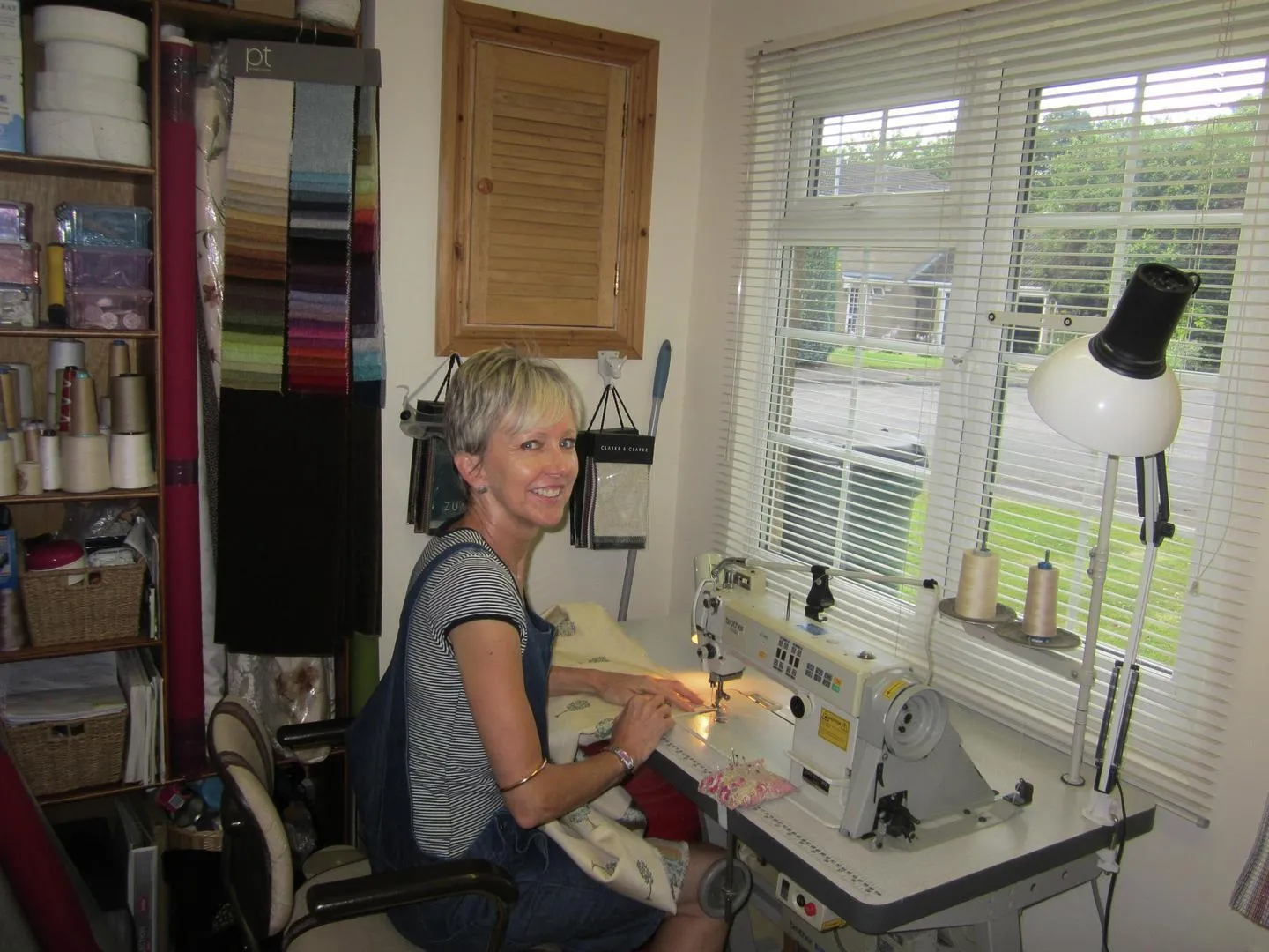 Business 14 image THOMPSON LES & CO LTD