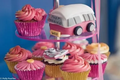 Business 42 image MEGBERRY CUPCAKES