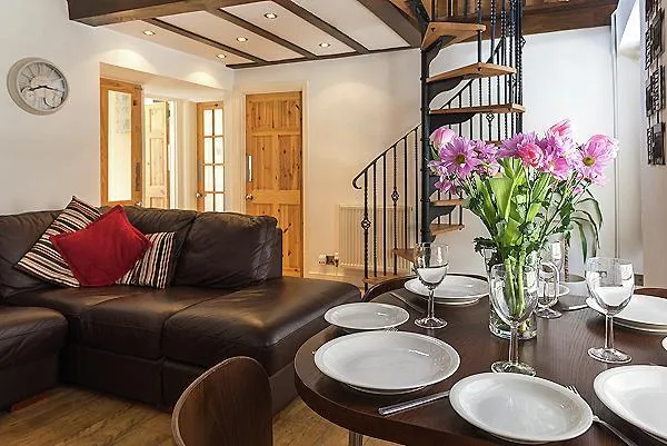 Business 1 image CHESTERGATE BASEMENT TRANSFORMATIONS