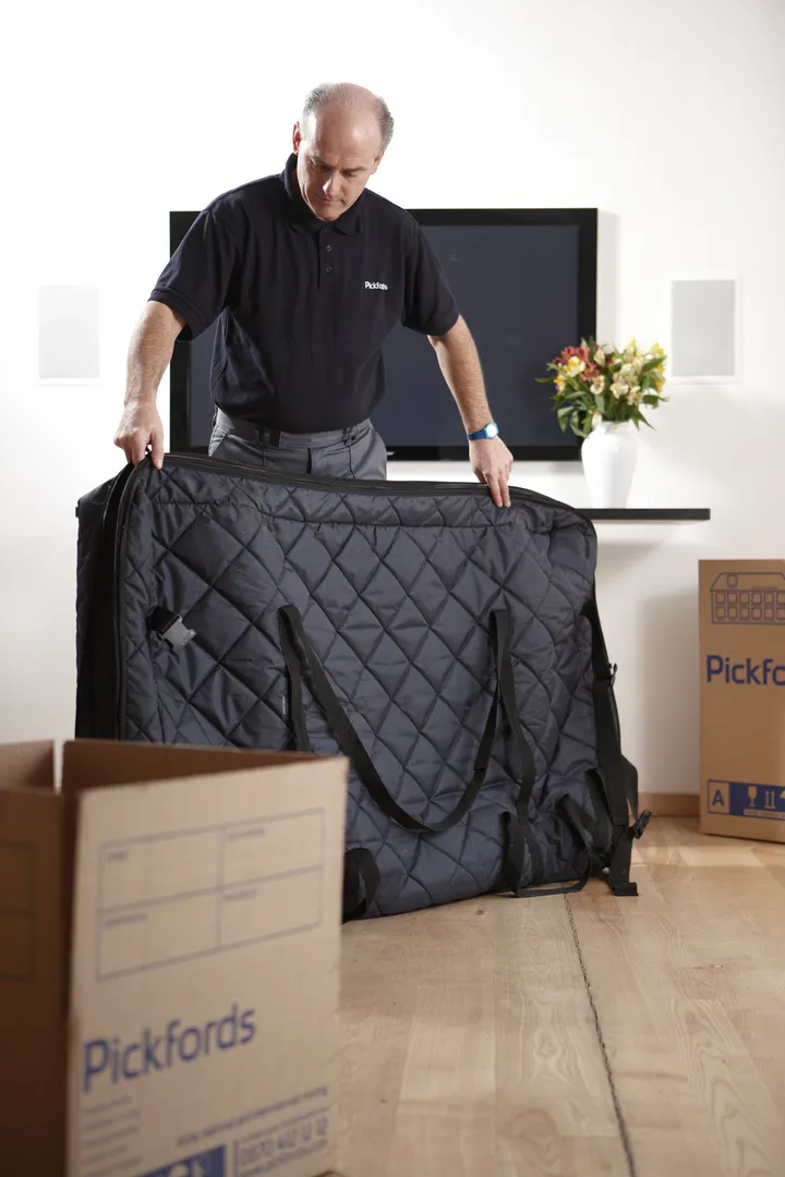 Business 12 image PICKFORDS REMOVALS