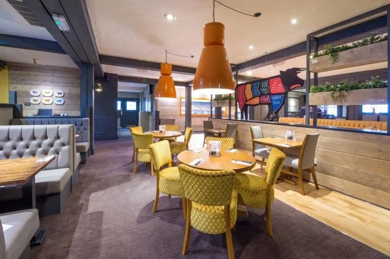 Business 7 image COUNTESS WEAR BEEFEATER