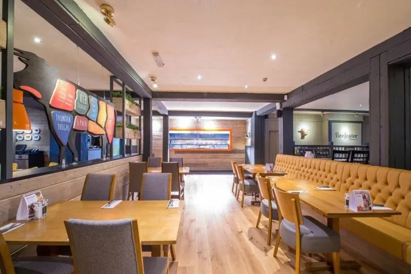 Business 11 image COUNTESS WEAR BEEFEATER